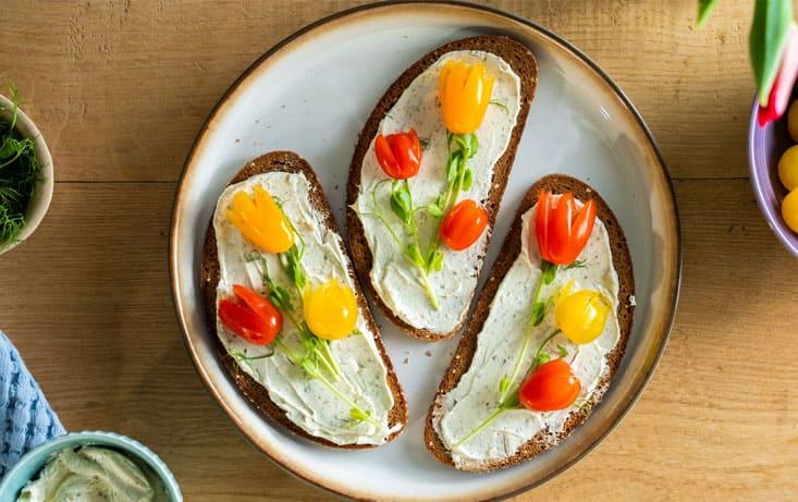 Vårfriske LingonGrova-smørbrød - Oppskrifter | Pågen